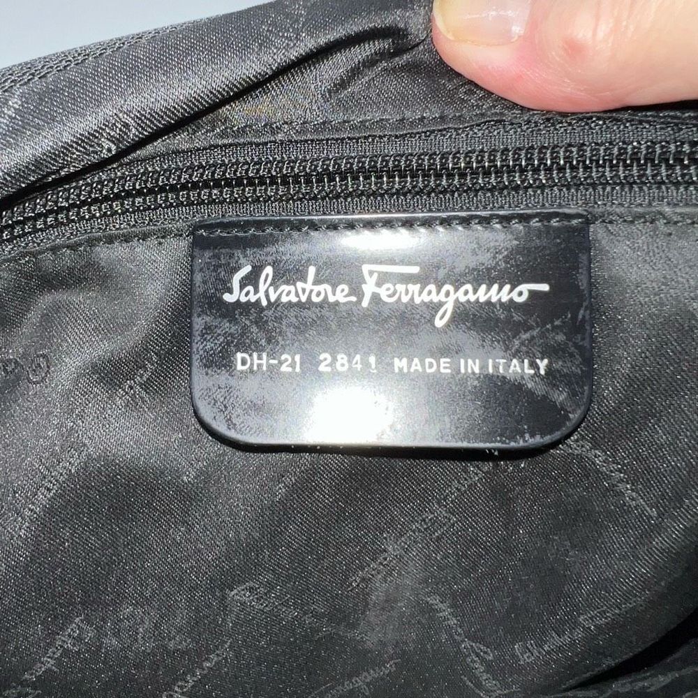 Salvatore Ferragamo Vintage Gancini Black Nylon and Patent Leather Shoulder Bag - Picture 12 of 16